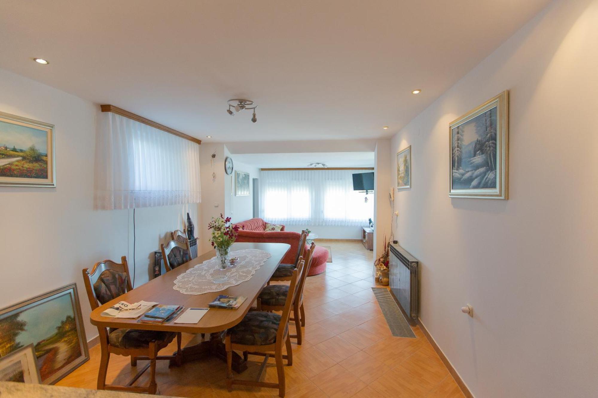 Apartments Mise Ogulin Exterior foto