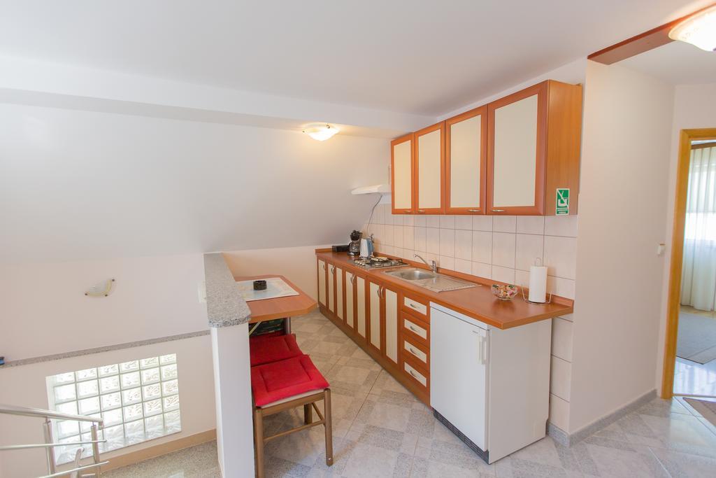 Apartments Mise Ogulin Exterior foto